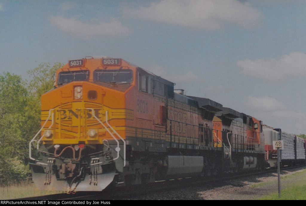 BNSF 5031 East